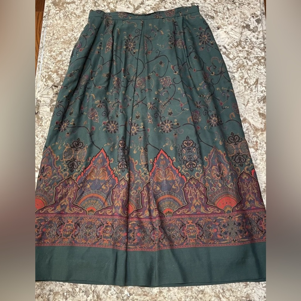 Vintage Women’s Size 12 Skirt Made In The USA